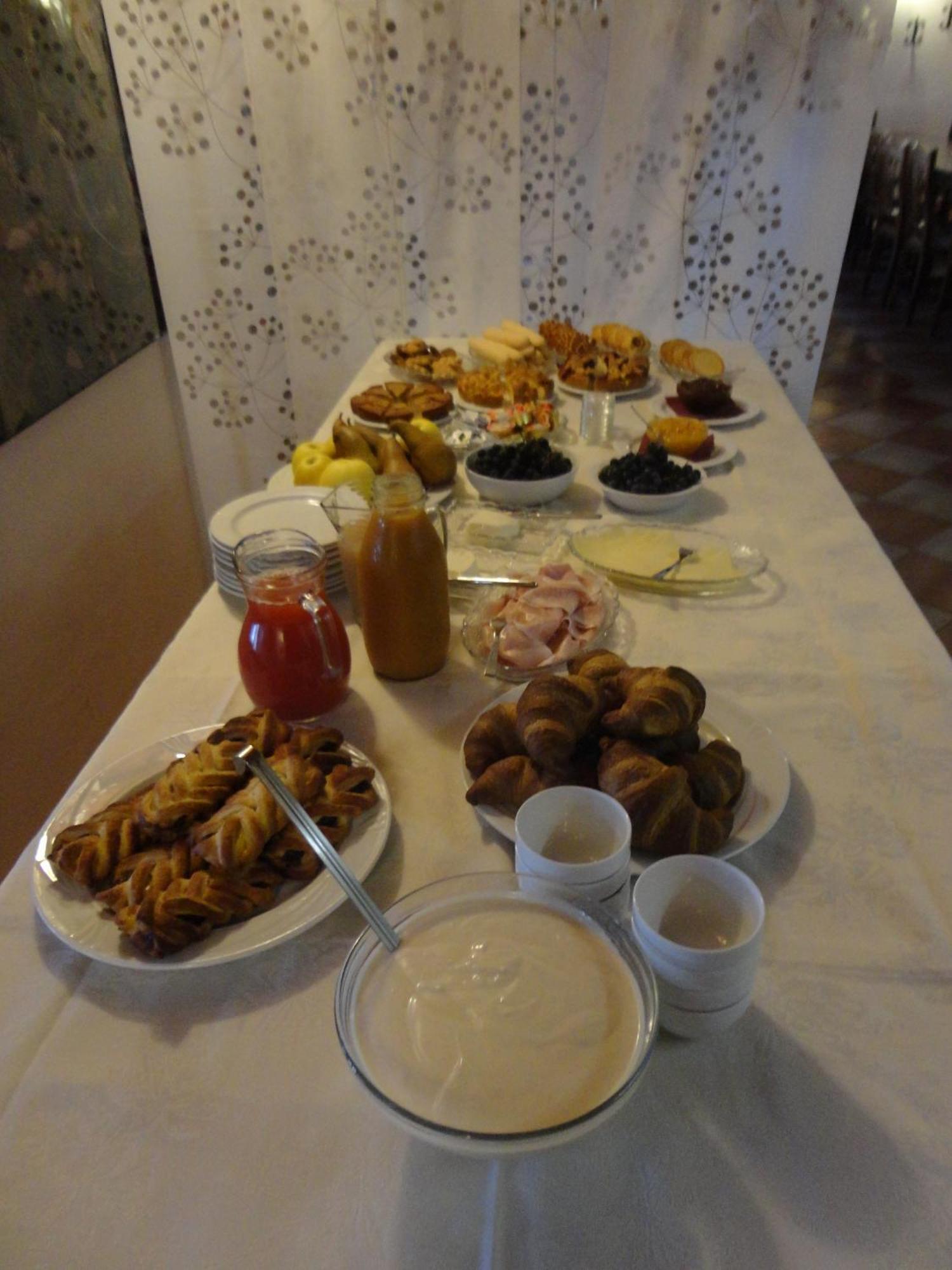 Da Fabiana Bed & Breakfast Bossolasco Eksteriør bilde