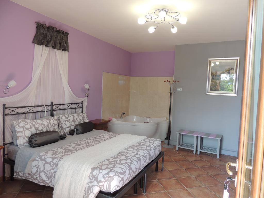 Da Fabiana Bed & Breakfast Bossolasco Eksteriør bilde