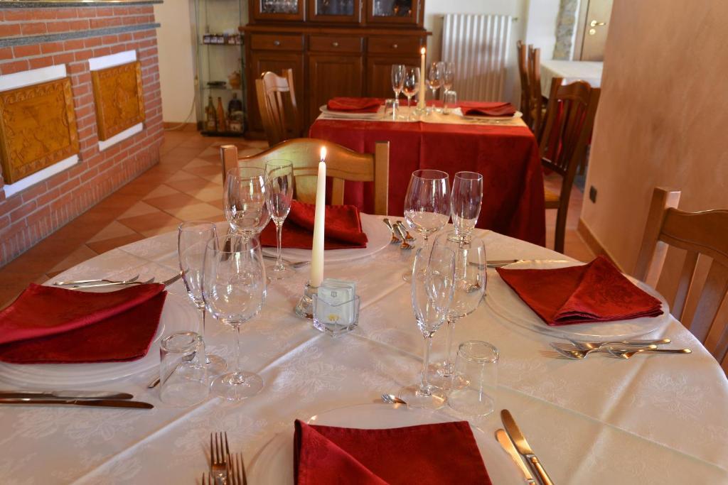 Da Fabiana Bed & Breakfast Bossolasco Eksteriør bilde